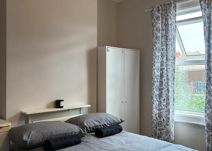 Superb Double Room Near Croke Park - 3